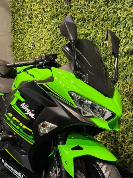 KAWASAKI Ninja 400 , Foto 8