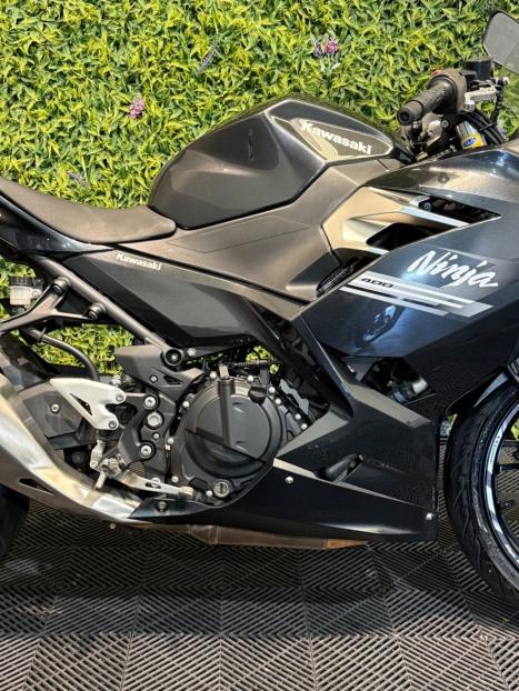 KAWASAKI Ninja 400 , Foto 4