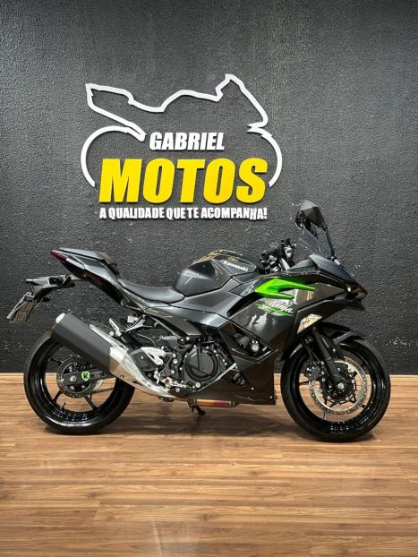 KAWASAKI Ninja 500 , Foto 1