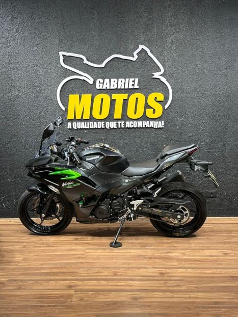 KAWASAKI Ninja 500 , Foto 2