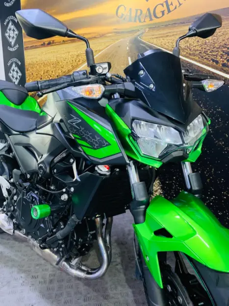 KAWASAKI Z 400 ABS, Foto 8