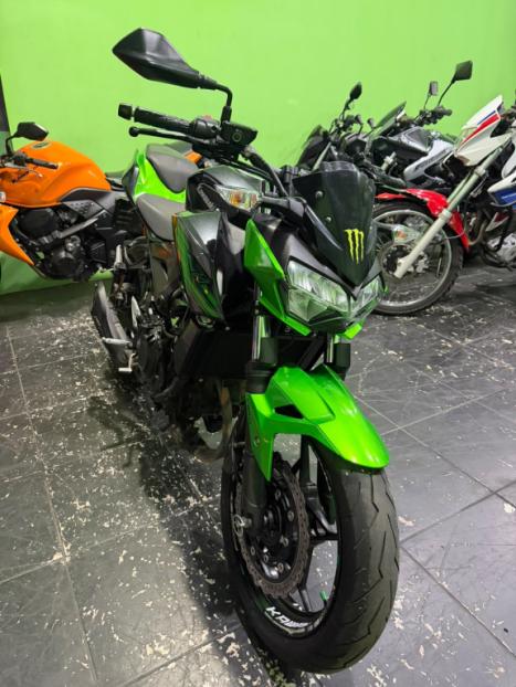 KAWASAKI Z 400 ABS, Foto 5