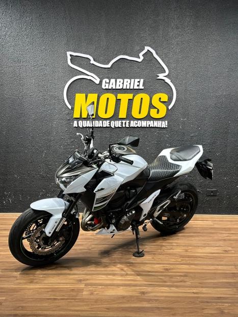 KAWASAKI Z 800 ABS, Foto 4