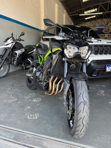 KAWASAKI Z 900 ABS, Foto 2