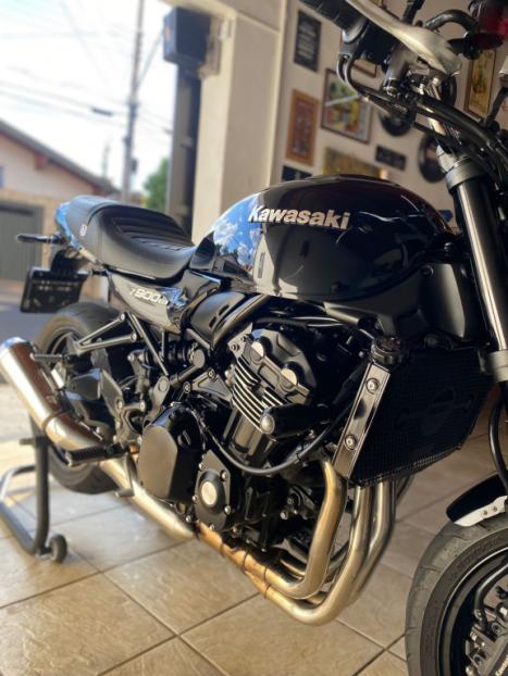 KAWASAKI Z 900 RS, Foto 4