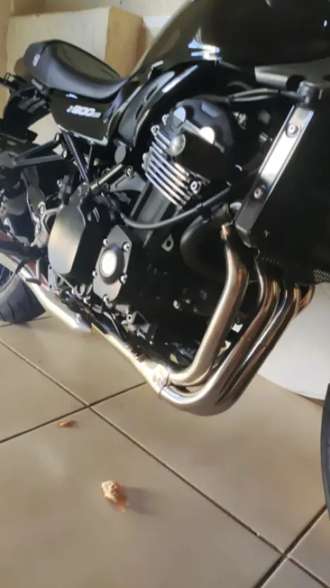 KAWASAKI Z 900 RS, Foto 9