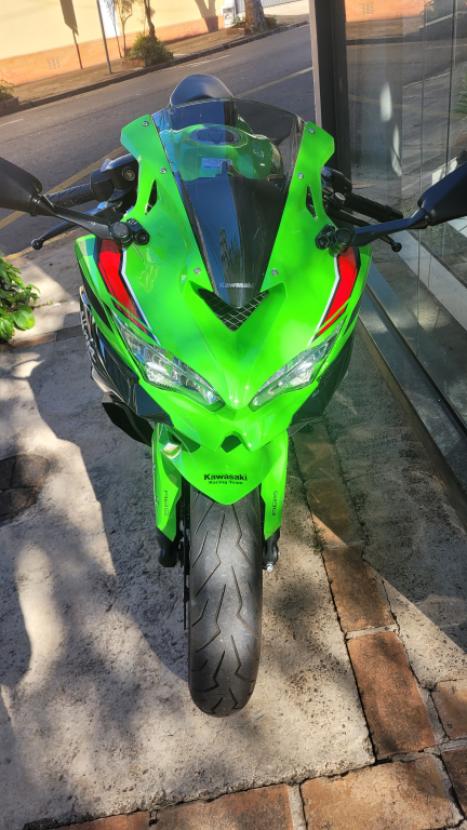 KAWASAKI ZX-4R , Foto 15 KAWASAKI ZX-4R , Foto 15