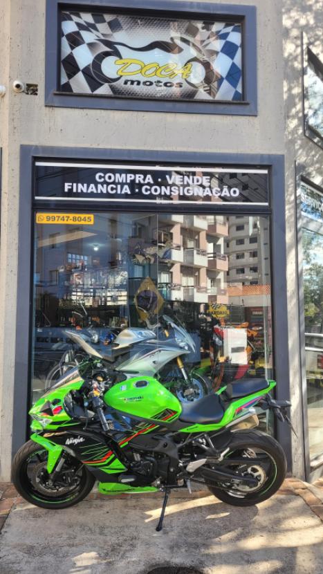 KAWASAKI ZX-4R , Foto 4 KAWASAKI ZX-4R , Foto 4