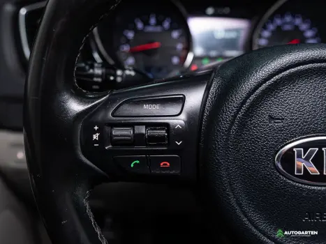 KIA Carnival 3.3 V6 4P EX  AUTOMTCIO, Foto 12