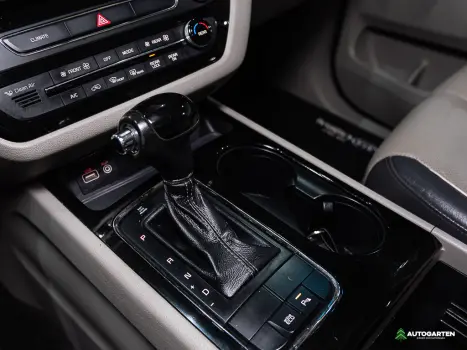 KIA Carnival 3.3 V6 4P EX  AUTOMTCIO, Foto 15