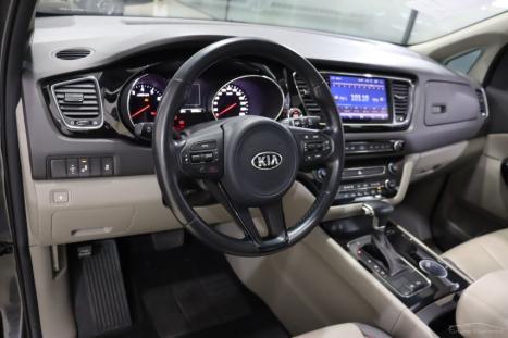 KIA Carnival 3.3 V6 4P EX  AUTOM�TCIO, Foto 4