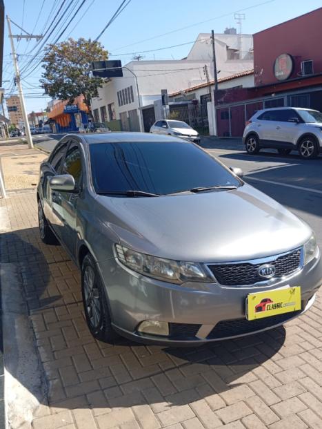KIA Cerato Sedan 1.6 16V 4P EX, Foto 2