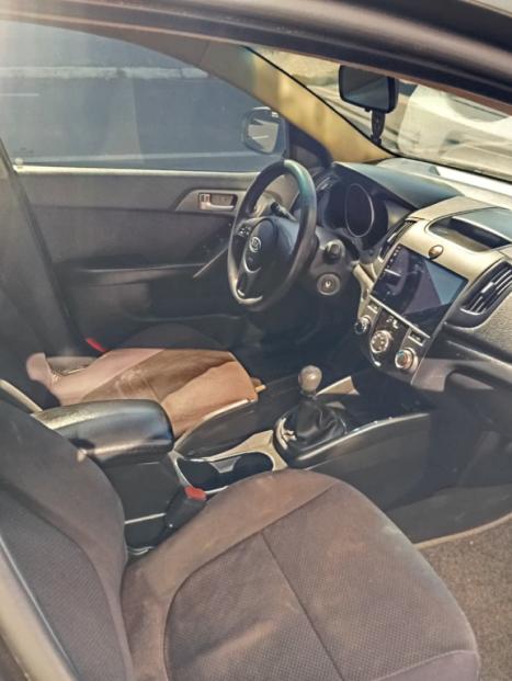 KIA Cerato Sedan 1.6 16V 4P EX, Foto 6