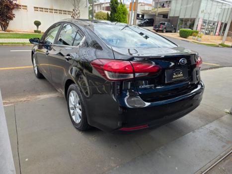 KIA Cerato Sedan 1.6 16V 4P SX3 AUTOM�TICO, Foto 4