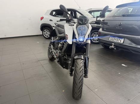 KTM 200 DUKE , Foto 2