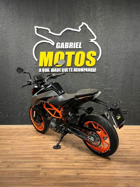 KTM 390 Duke , Foto 6