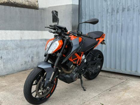 KTM 390 Duke , Foto 1