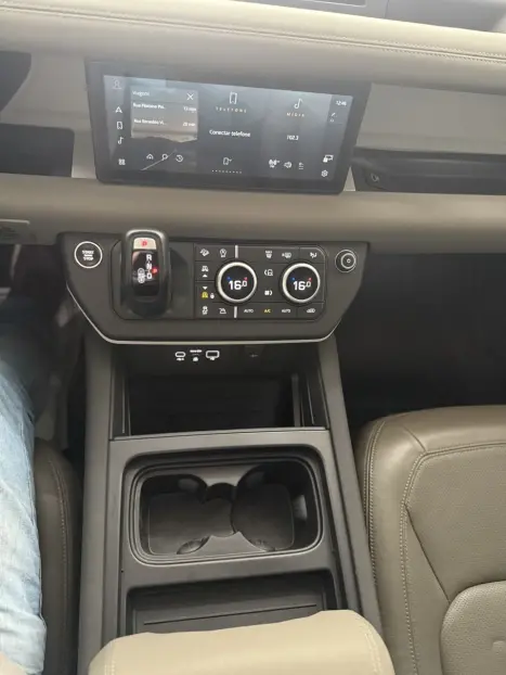 LAND ROVER Defender 110 2.0 16V 4P P300 SE AWD AUTOMÁTICO, Foto 25 LAND ROVER Defender 110 2.0 16V 4P P300 SE AWD AUTOMÁTICO, Foto 25