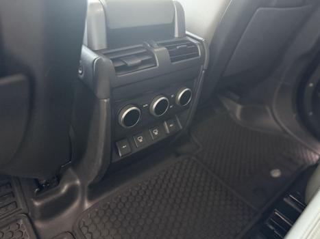 LAND ROVER Defender 110 2.0 16V 4P P300 SE AWD AUTOM�TICO, Foto 19