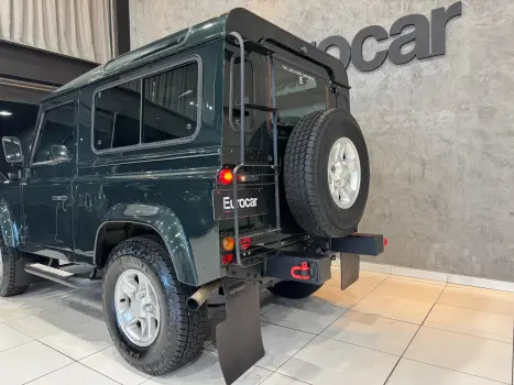 LAND ROVER Defender 110 2.5 4P CSW 4X4 TURBO, Foto 7 LAND ROVER Defender 110 2.5 4P CSW 4X4 TURBO, Foto 7