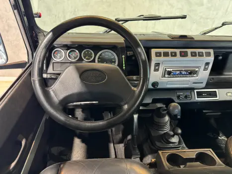 LAND ROVER Defender 110 2.5 4P CSW 4X4 TURBO, Foto 14 LAND ROVER Defender 110 2.5 4P CSW 4X4 TURBO, Foto 14