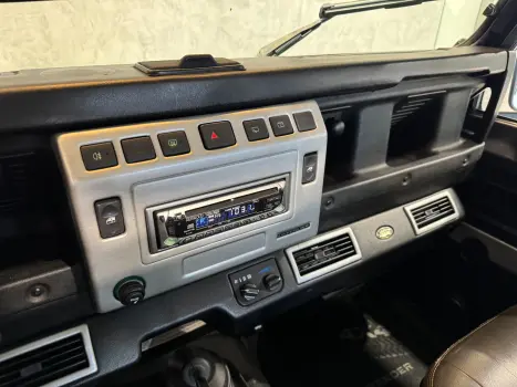 LAND ROVER Defender 110 2.5 4P CSW 4X4 TURBO, Foto 15 LAND ROVER Defender 110 2.5 4P CSW 4X4 TURBO, Foto 15