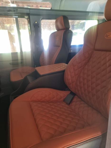 LAND ROVER Defender 110 2.5 4P SW COUNTY 4X4 TURBO, Foto 16