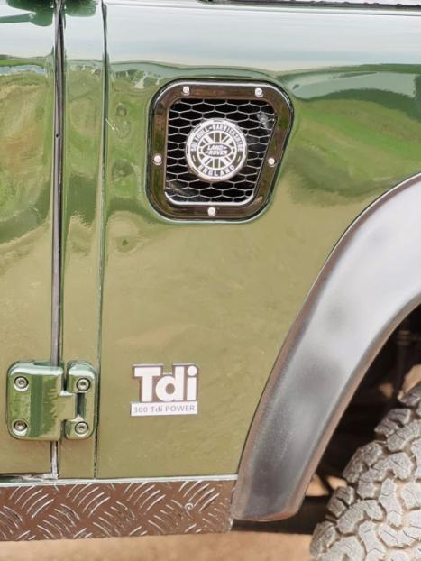 LAND ROVER Defender 110 2.5 4P SW COUNTY 4X4 TURBO, Foto 26
