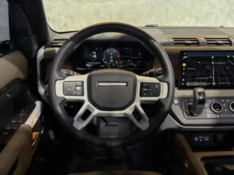 LAND ROVER Defender 110 , Foto 22