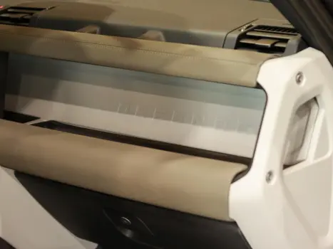 LAND ROVER Defender 110 , Foto 29