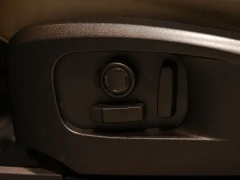 LAND ROVER Defender 110 , Foto 31