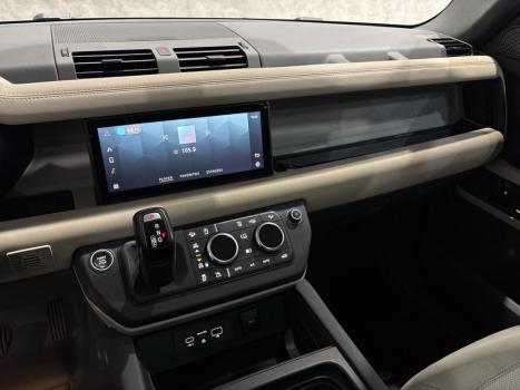 LAND ROVER Defender 110 , Foto 22