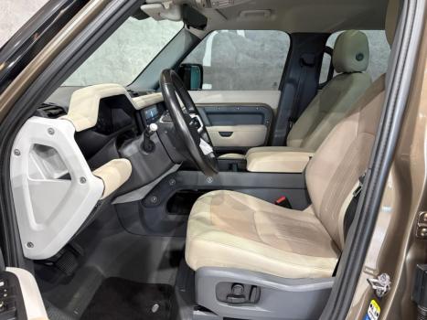 LAND ROVER Defender 110 , Foto 14