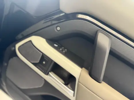 LAND ROVER Defender 110 2.0 16V 4P P300 SE AWD AUTOM�TICO, Foto 5