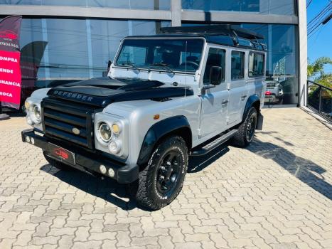 LAND ROVER Defender 110 2.4 4P SW 4X4 TURBO, Foto 3