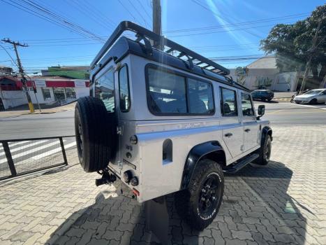 LAND ROVER Defender 110 2.4 4P SW 4X4 TURBO, Foto 4