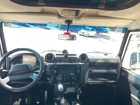 LAND ROVER Defender 110 2.4 4P SW 4X4 TURBO, Foto 8