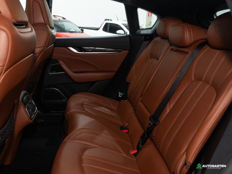 MASERATI Levante 3.0 V6 24V TURBO Q4 AUTOMTICO, Foto 9