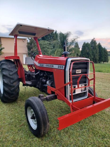 MASSEY FERGUSON 265 , Foto 2