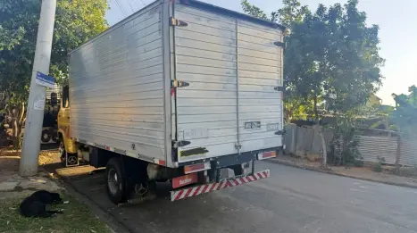 MERCEDES-BENZ 608 D , Foto 4