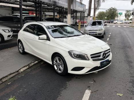 MERCEDES-BENZ A 200 1.6 16V 4P TURBO URBAN AUTOMÁTICO, Foto 3