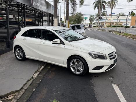 MERCEDES-BENZ A 200 1.6 16V 4P TURBO URBAN AUTOMÁTICO, Foto 6