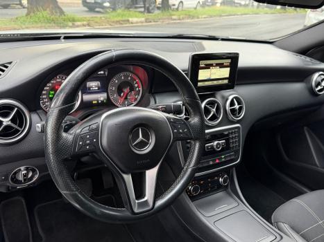 MERCEDES-BENZ A 200 1.6 16V 4P TURBO URBAN AUTOMÁTICO, Foto 9