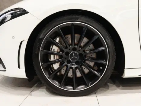 MERCEDES-BENZ A 35 AMG Hatch 2.0 16V 4P CGI 4MATIC 7G-TRONIC DCT AUTOM�TICO, Foto 9