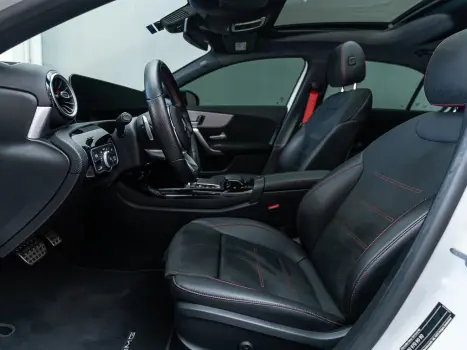 MERCEDES-BENZ A 35 AMG Sedan 2.0 16V 4P CGI 4MATIC 7G-TRONIC DCT AUTOM�TICO, Foto 9