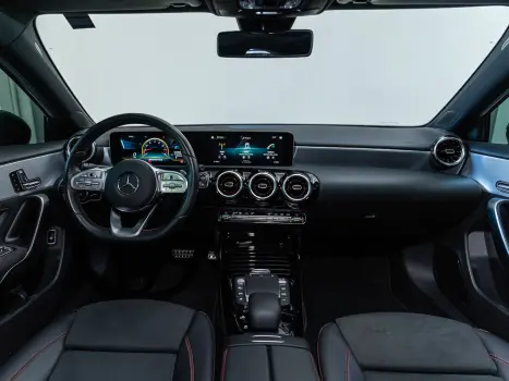 MERCEDES-BENZ A 35 AMG Sedan 2.0 16V 4P CGI 4MATIC 7G-TRONIC DCT AUTOM�TICO, Foto 10