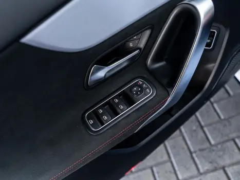 MERCEDES-BENZ A 35 AMG Sedan 2.0 16V 4P CGI 4MATIC 7G-TRONIC DCT AUTOM�TICO, Foto 23