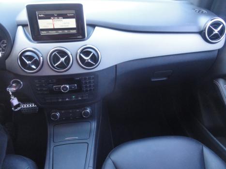 MERCEDES-BENZ B 200 1.6 4P SPORT TURBO AUTOM�TICO, Foto 13