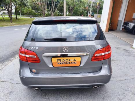 MERCEDES-BENZ B 200 1.6 4P TURBO AUTOM�TICO, Foto 4