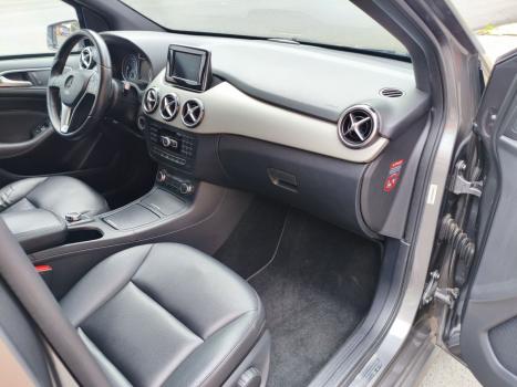 MERCEDES-BENZ B 200 1.6 4P TURBO AUTOM�TICO, Foto 7